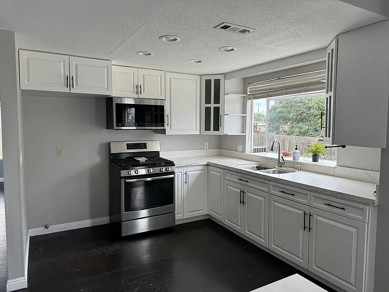 466 Weisser Way — Photo 7