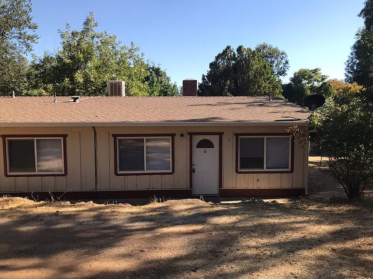 18244 9th Ave #B — Photo 4