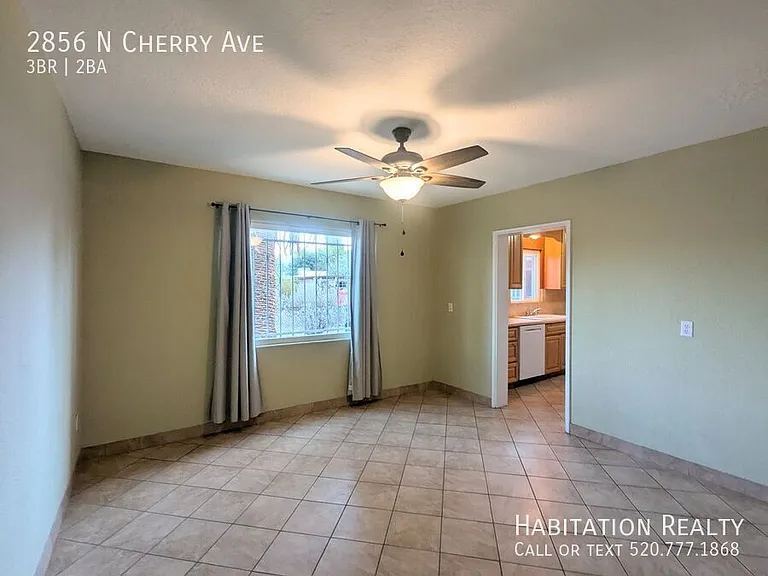 2856 N Cherry Ave — Photo 7