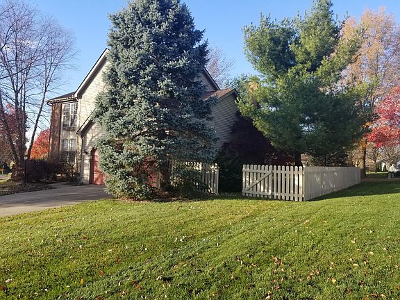 5th image of 284 Bertram Dr