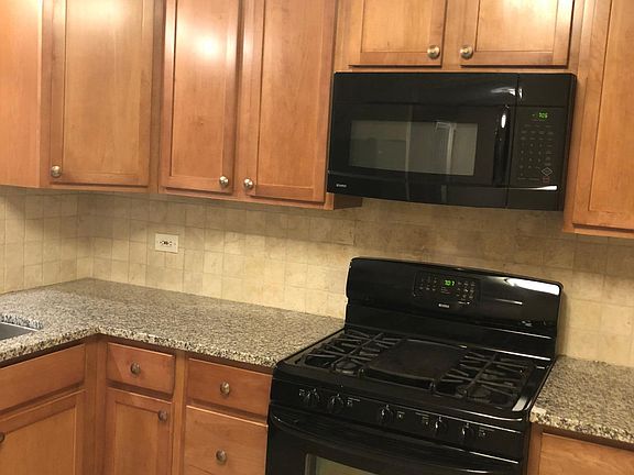 4th image of 1270 N Sterling Ave Unit 202