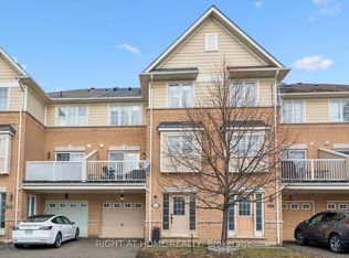 620 Ferguson Dr #15, Milton, ON L9T 0M7