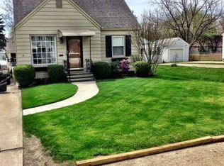 303 Vernis Pl, Rossford, OH 43460