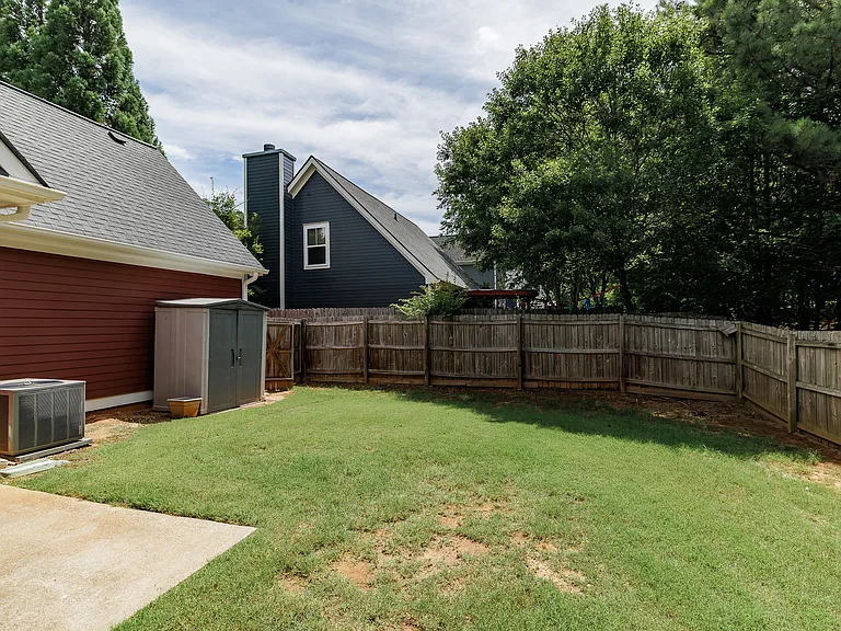 530 Edgewood Dr — Photo 30