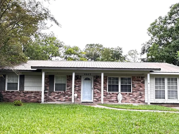 4603 Chippewa Ave, Pascagoula, MS 39581