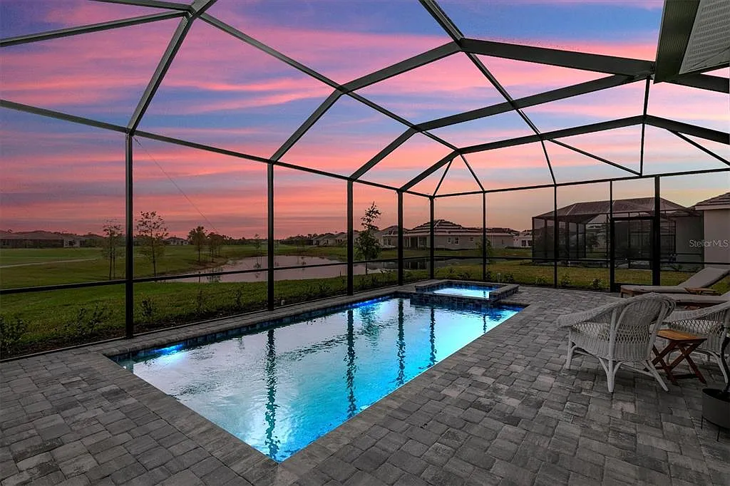 3 bed, 2.0 bath, 2078 sqft, $5,000 — Photo 2