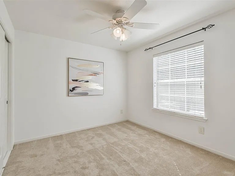2 Willow Point Pl — Photo 28