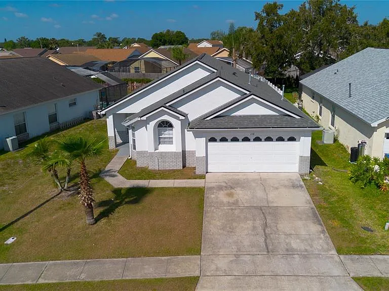 136 Seneca Point Trl — Photo 40