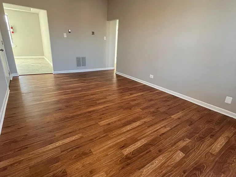 5826 W Washington Blvd — Photo 2