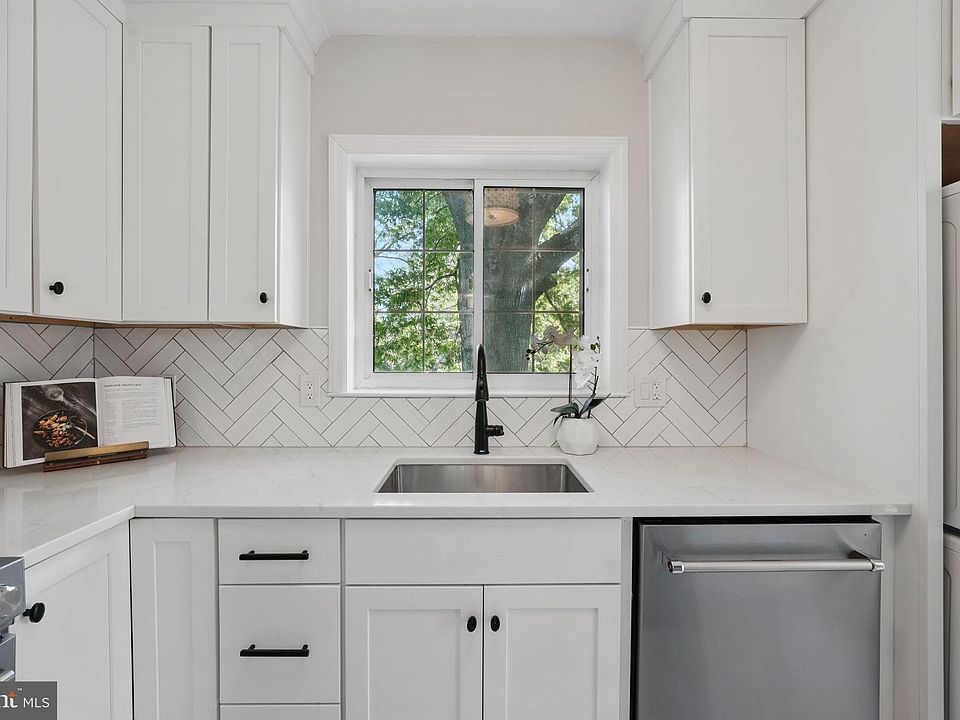 1st image of 3438 Martha Custis Dr