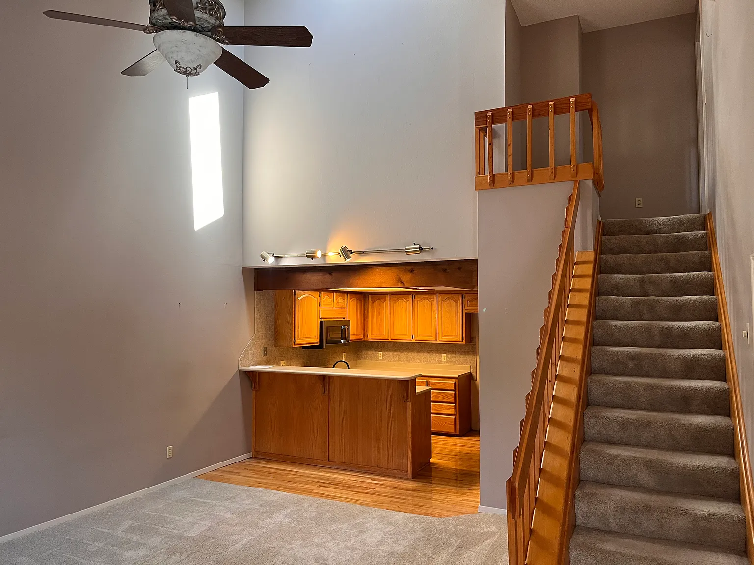 3 bed, 2797 sqft, $1,600 — Photo 4