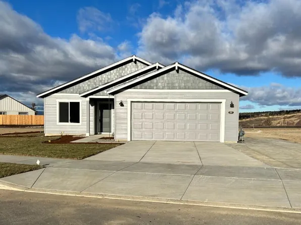 1197 NW Walnut Ave #1, Redmond, OR 97756
