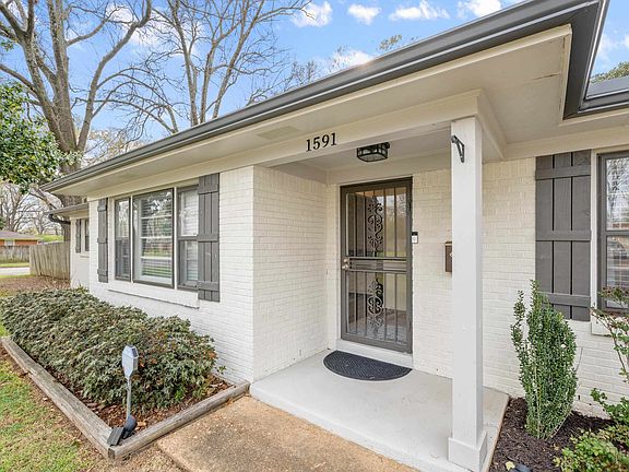 2nd image of 1591 Whitewater Rd