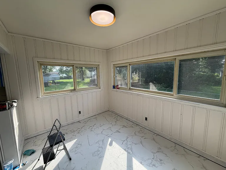 8305 Morganford Rd — Photo 6