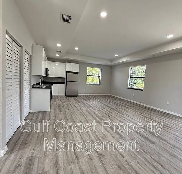 3103 58th St W — Photo 5