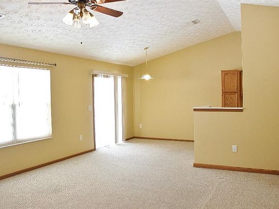 4th image of 5855 Eagle Creek Ct