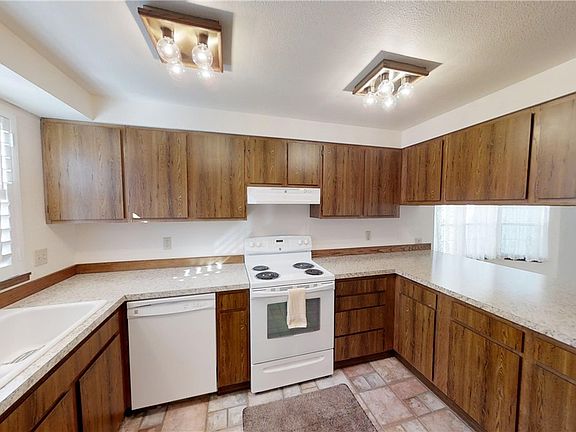 4th image of 6020 N Highlands Pkwy APT 53-A
