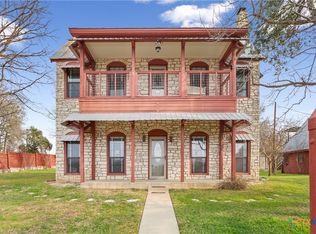 6 Sextant Ln, Morgans Pt Resort, TX 76513