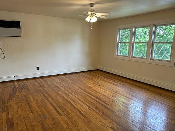 4th image of 390 Undisclosed Address #2