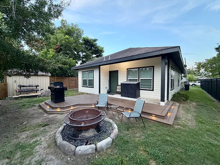 801 Wilkes St — Photo 25