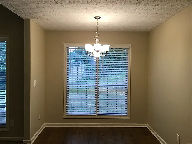 2535 Lakeview Trl — Photo 3