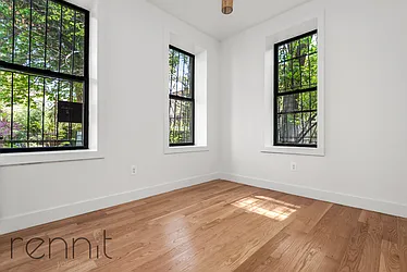 Rented by Rennit Inc.