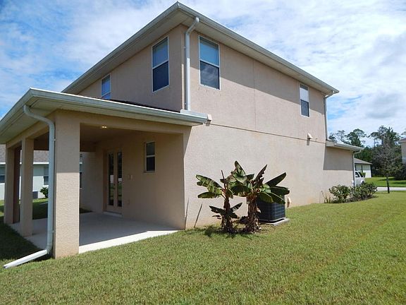 4th image of 76 Levee Ln