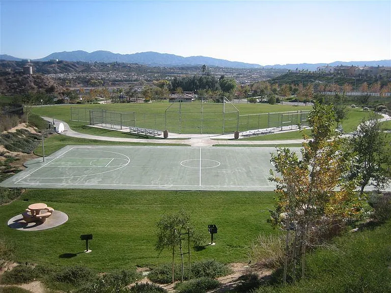 Bernardo Way — Photo 23