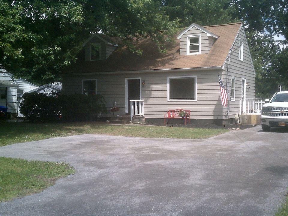 1st image of 2458 Westside Dr