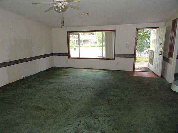 3rd image of 4724 Avenue C