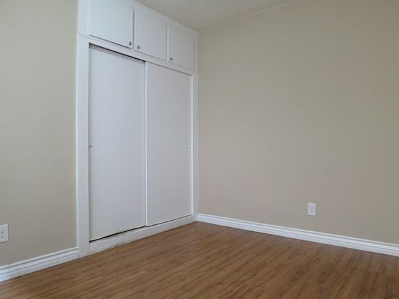 5th image of 34 Wisconsin St