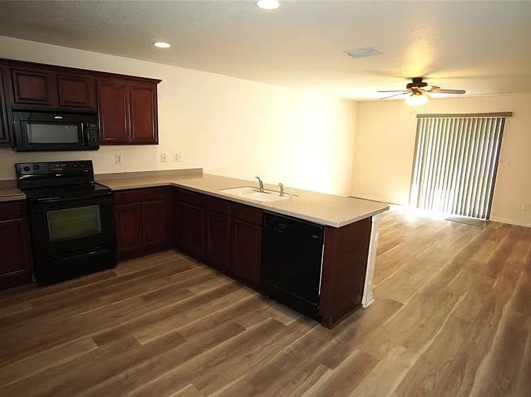 30950 Mandolin Cay Ave — Photo 16