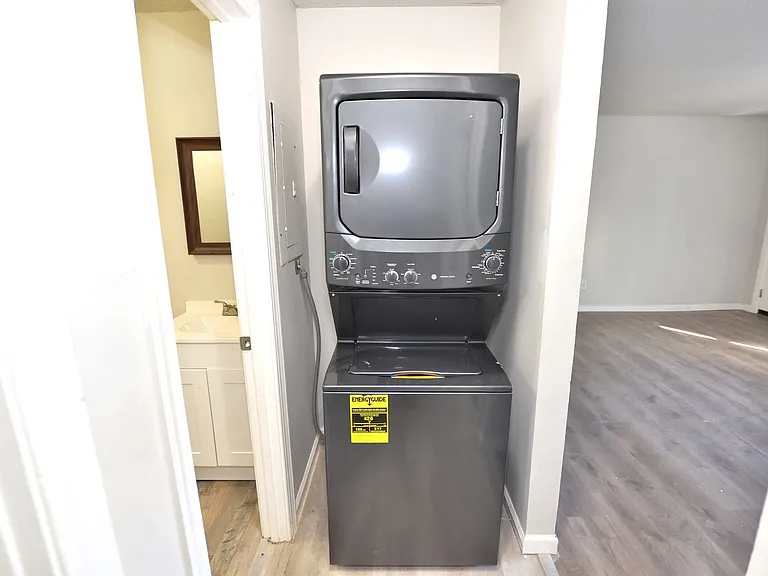 1607 Charter Dr — Photo 6