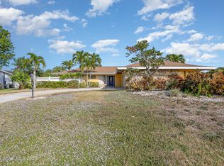 500 Oak Ridge Dr, Indialantic, FL 32903