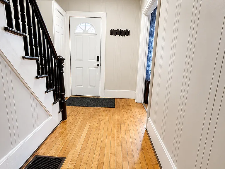44 Morrison St — Photo 5