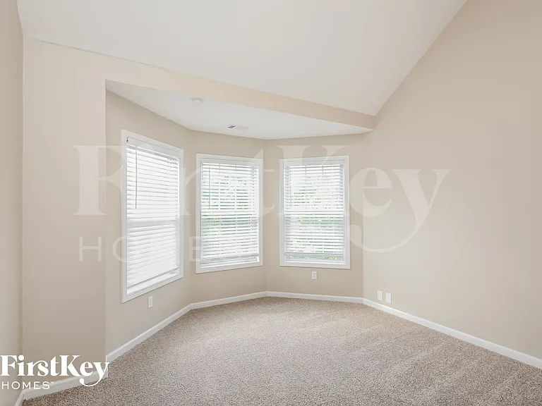 2658 Chandler Grove Ct — Photo 13