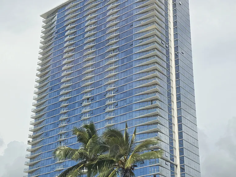 888 Kapiolani Blvd #2105 — Photo 1
