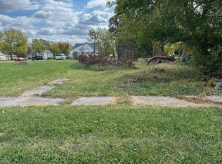 1004 Buchanan St, Moberly, MO 65270