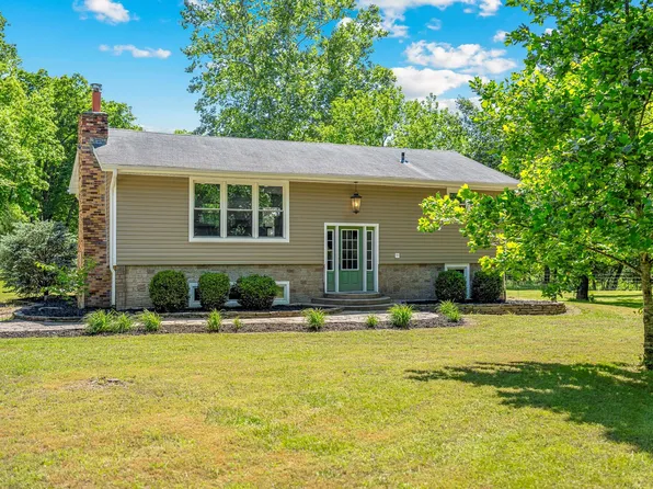 952 Monterrey Road, Highlandville, MO 65669