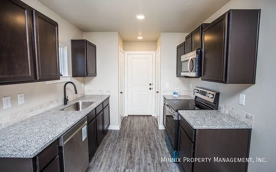 3 Bedroom/ 2 bath | Frenship ISD |424 E. 30th St. — Photo 4