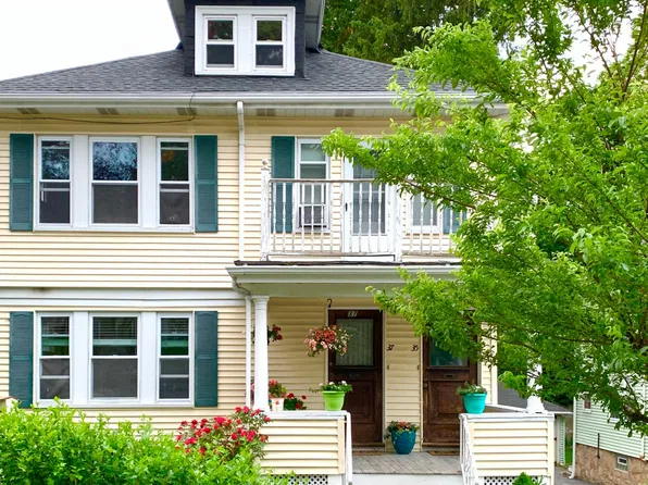 35-37 Summer St #35, West Roxbury, MA 02132