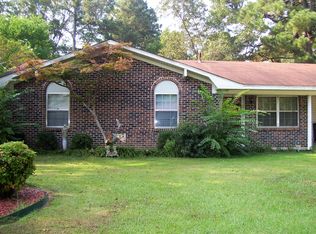 143 Center Dr, Monticello, AR 71655