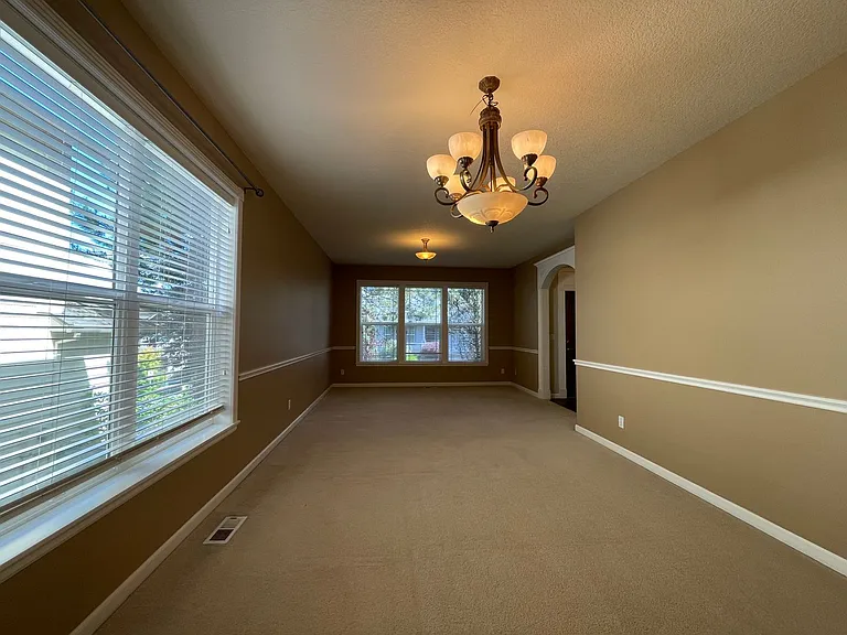 16116 SW Bray Ln — Photo 5