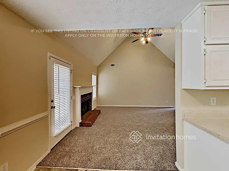 400 Freedom Dr — Photo 8