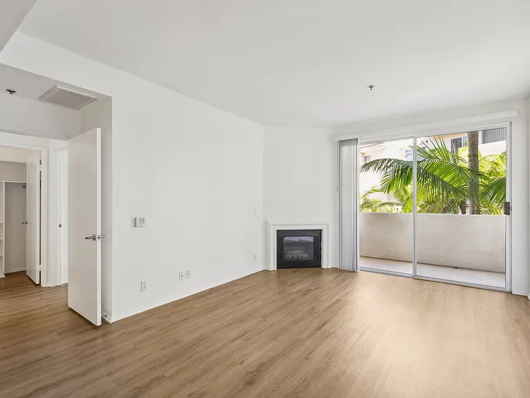 1 Bedroom 1 Bathroom