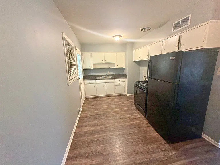 4235 Argonne St — Photo 14