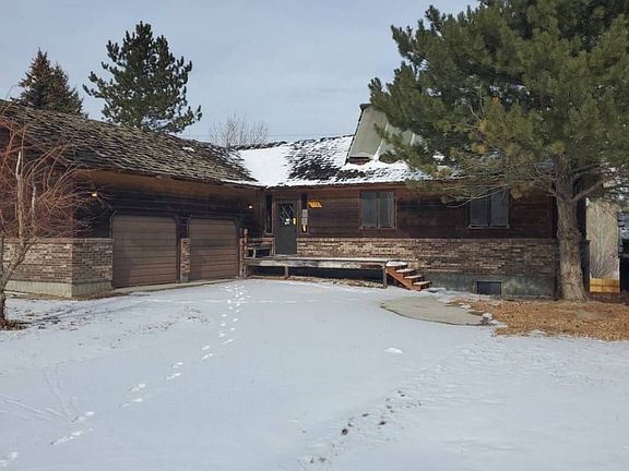 2nd image of 715 Reynolds St