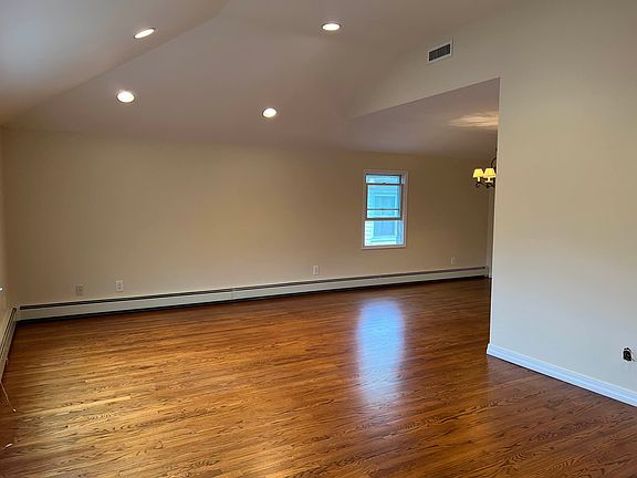 5th image of 157-24 16th Ave Floor 2