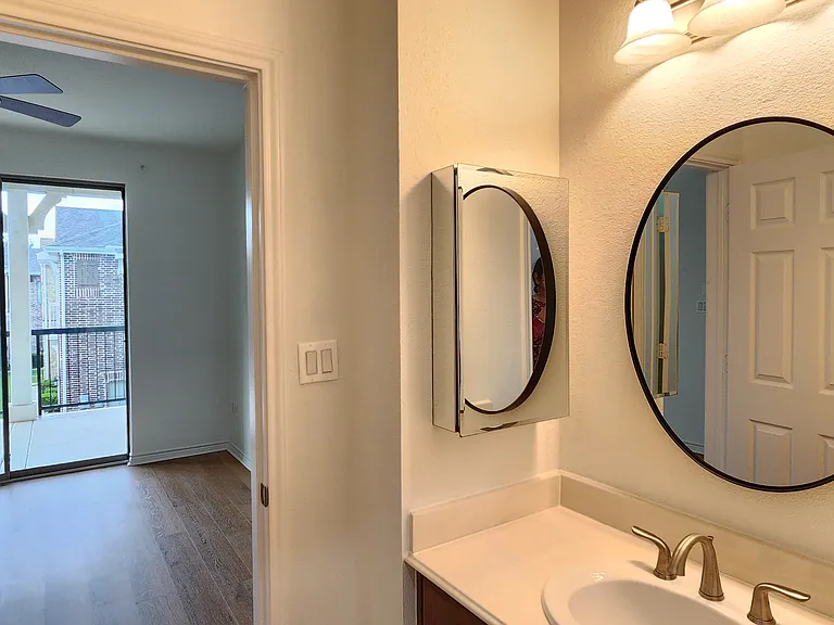 1211 Lake Pointe Way — Photo 24