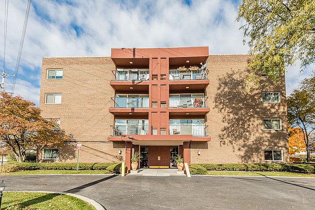 1st image of 4838 Howard St APT 206